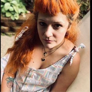 Meet your Posher, Annie